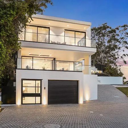 Luxury Waterside Home-2